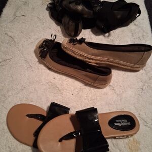 Simply Vera Vera Wang Black and Tan Espadrilles